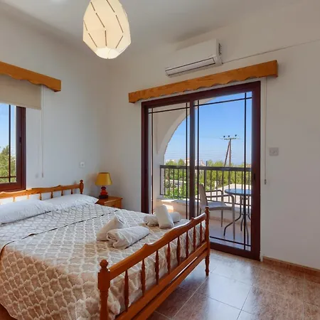 Kyparissos * Paphos